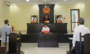 Sacombank phải trả 47 tỷ đồng cho khách 'bỗng dưng mất tiền trong tài khoản'