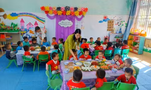 Cải thiện dinh dưỡng cho trẻ em dưới 5 tuổi vùng DTTS và miền núi