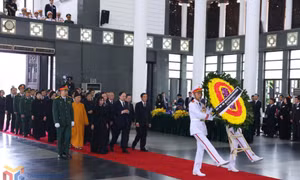 Đoàn đại biểu tỉnh Quảng Ninh viếng Tổng Bí thư Nguyễn Phú Trọng