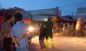 Tạm giữ đối tượng dùng dao đâm người, đốt xe tải ở chợ đầu mối