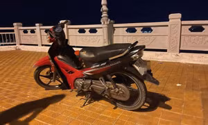 Cha ôm con 1 tuổi nhảy cầu Cửa Đại mất tích