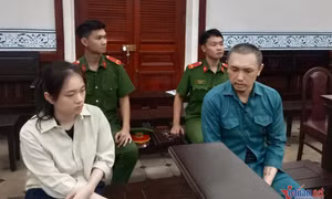 Cặp đôi người Singapore rủ nhau trộm cắp ở Việt Nam vì 'cuộc sống khó khăn'