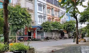 Nhân viên tiệm massage ở TPHCM chém 2 cô gái bị thương