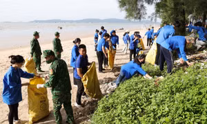 Thanh niên Móng Cái: Chung sức trẻ xây dựng quê hương