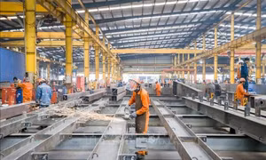 Kinh tế Việt Nam tăng trưởng vượt mục tiêu