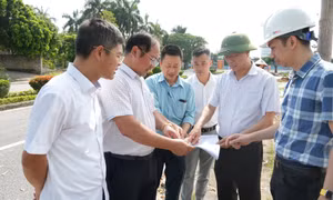 Giám sát việc triển khai một số dự án chỉnh trang đô thị tại phường Uông Bí