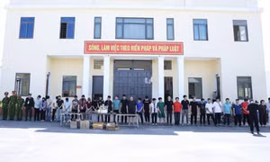 Triệt phá đường dây đánh bạc, rửa tiền hơn 1.000 tỉ đồng