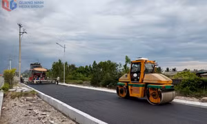 Giữ an toàn trên công trường trong mùa mưa bão