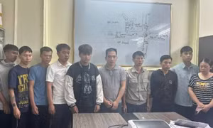Đánh bạc trên mạng qua nhiều website, 11 bị can bị khởi tố