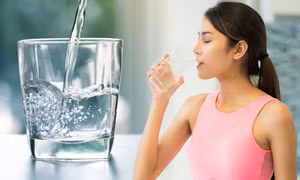 Lợi ích tuyệt vời của việc uống đủ nước đối với sức khỏe