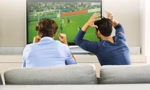 Cách bảo vệ não bộ khi thức khuya liên tục để xem World Cup