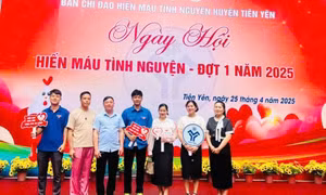 Gia đình tiêu biểu trong phong trào hiến máu tình nguyện
