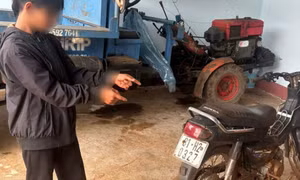 Nhóm thiếu niên táo tợn cướp giật tiền của cụ ông giữa ban ngày