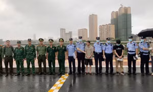 Trao trả 7 công dân Trung Quốc vi phạm pháp luật Việt Nam cho cơ quan chức năng Trung Quốc