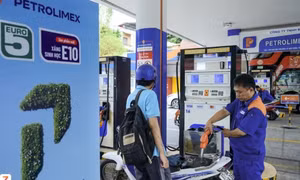 Xăng E10 chính thức được bán trên cả nước