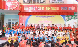 Giữ vững nền tảng tư tưởng của Đảng từ gốc rễ văn hóa - Bài 2: Người trẻ - tuyến đầu mới trên mặt trận văn hóa