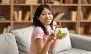 3 nhóm thực phẩm giúp học sinh ngủ ngon, tăng trí nhớ trong mùa thi 