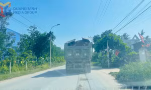 Siết chặt quản lý xe chở vật liệu xây dựng