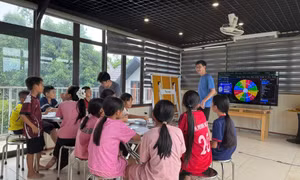 Gần 40 tình nguyện viên tham gia thiện nguyện tại đảo Ngọc Vừng