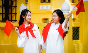 Sửa Bộ luật Lao động: Đề xuất bổ sung 1 ngày nghỉ lễ 24-11, phân quyền thông báo ngày nghỉ lễ, Tết