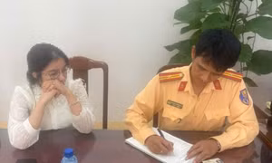 Khánh Hòa: Phát hiện, xử lý trường hợp vượt đường ngang khi đèn đỏ đã bật sáng