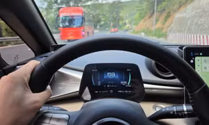 Suýt phải trả giá khi đi đường đèo vì sạc đầy pin xe điện