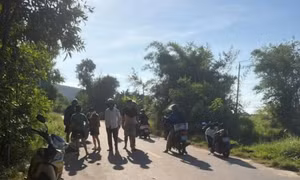 Hai bà cháu thương vong sau cú va chạm với ô tô