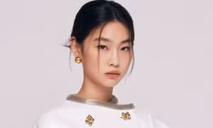 Hậu "Squid Game", Jung Ho Yeon trở thành đại sứ toàn cầu của Louis Vuitton