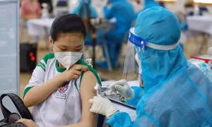 Bộ Y tế hướng dẫn tiêm vaccine phòng COVID-19 cho trẻ em
