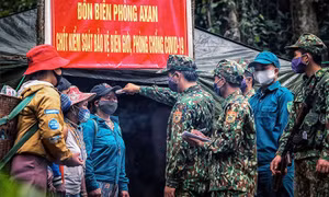 Nghệ sĩ nhiếp ảnh trên tuyến đầu