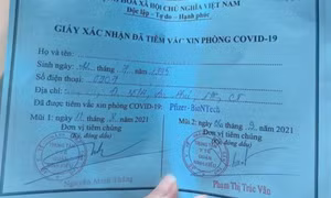Vụ tiêm vắc xin 'nhờ ông anh': Kỷ luật cảnh cáo Phó Chủ tịch phường