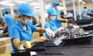 Bổ sung các giải pháp hỗ trợ người dân, DN, chịu tác động của dịch COVID-19