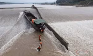 Tìm thấy thi thể chủ doanh nghiệp vụ lật tàu trên sông ở Quảng Trị