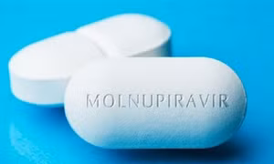 Thuốc Molnupiravir có thay thế được vắc-xin phòng Covid-19?