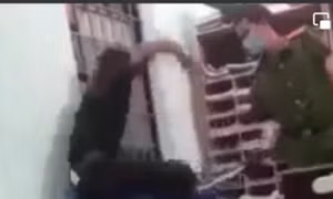 Tạm đình chỉ công an trong clip "dí roi điện vào thanh niên đang bị còng"