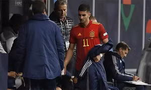 Man City nhận tin dữ từ Ferran Torres