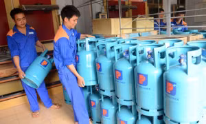 Giá gas tăng lên mức 500.000 đồng/bình 12 kg
