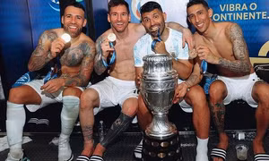 Aguero muốn rời Barca