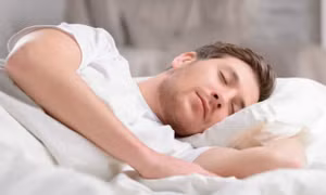 4 thời điểm đi ngủ tăng nguy cơ đột quỵ