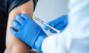 Mũi tiêm vaccine COVID-19 thứ 3 có tác dụng như thế nào?