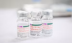 Thêm 1,2 triệu liều vaccine COVID-19 của AstraZeneca về Việt Nam