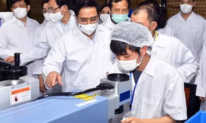 Thủ tướng yêu cầu tăng cường các biện pháp phòng chống dịch quyết liệt hơn, hiệu quả hơn