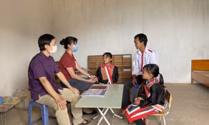 Nỗ lực huy động học sinh ra lớp