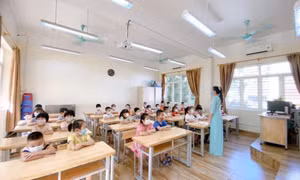 Quảng Ninh xem xét hỗ trợ 100% học phí mầm non, phổ thông năm học 2021-2022 
