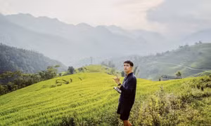 Travel blogger thấy may mắn vì 'mắc kẹt' ở Tây Bắc
