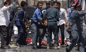 IS thừa nhận đánh bom tại Kabul, Mỹ tuyên bố "sẽ bắt chúng trả giá"