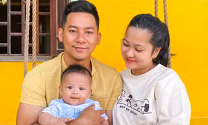 Gia đình trẻ 'bỏ phố về biển' mở homestay