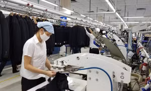 Cần giảm các loại thuế, phí thực chất hơn