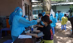 Những loại thuốc cần thiết phải có tại nhà đối với F0 chưa kịp đưa đến bệnh viện
