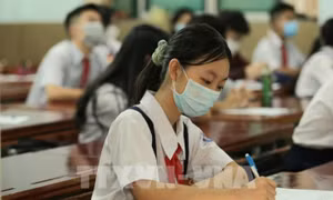 Bộ GD&ĐT đề nghị giữ ổn định mức học phí trong năm học mới 2021-2022